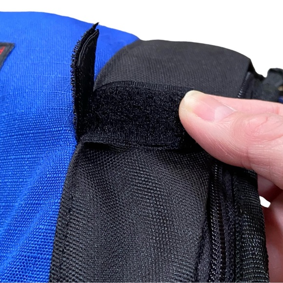 Outward Hound Blue Nylon Dog Backpack Saddlebag Size Medium - Picture 5 of 5